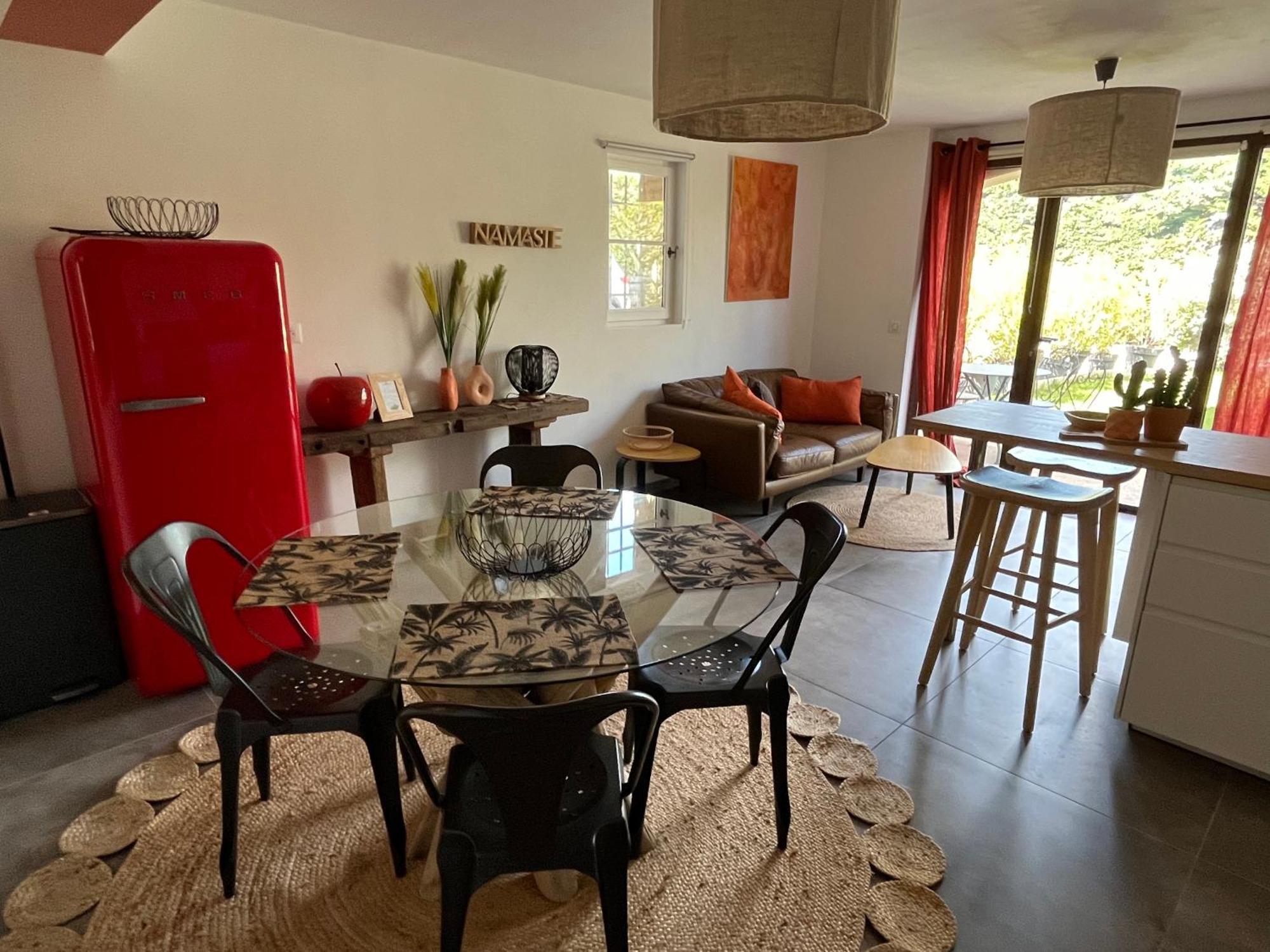 Hestia Bed & Breakfast Robion en Luberon Exterior photo